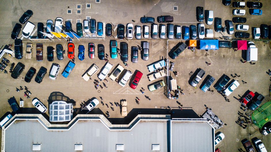 ■ Montáž a demontáž v ceně u stanů od 6 × 12 m